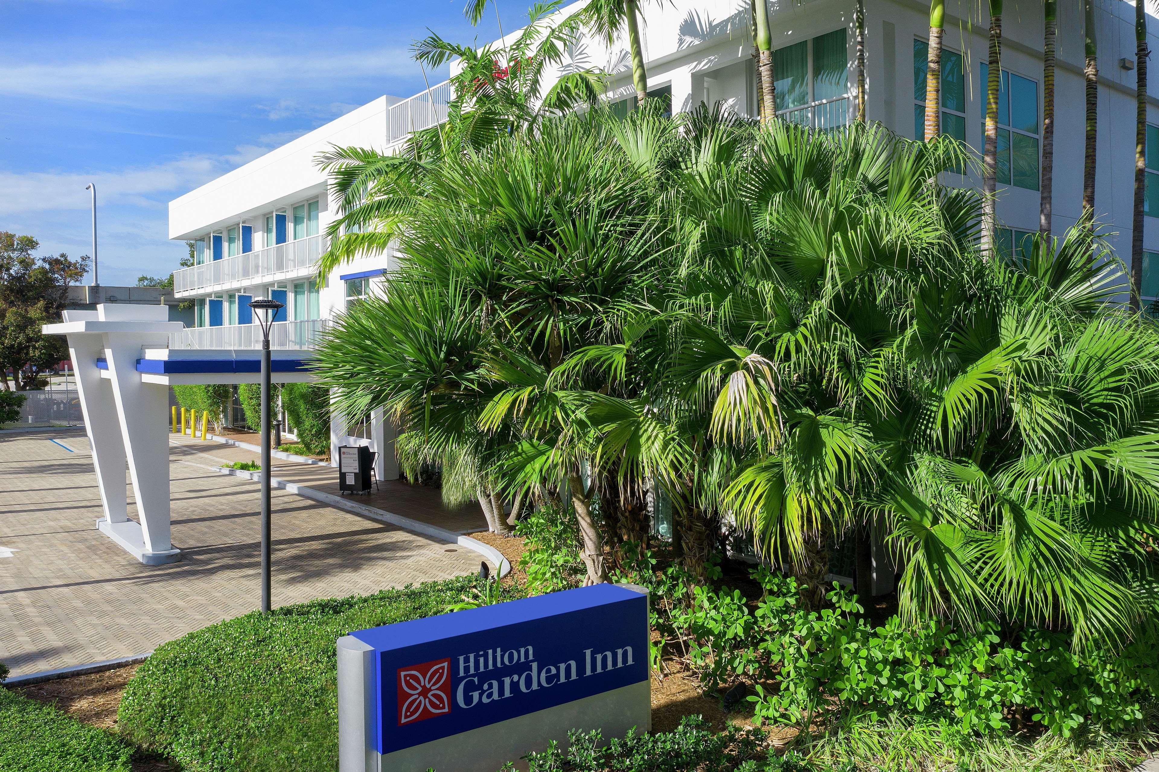 Hilton Garden Inn Miami Brickell South Dış mekan fotoğraf