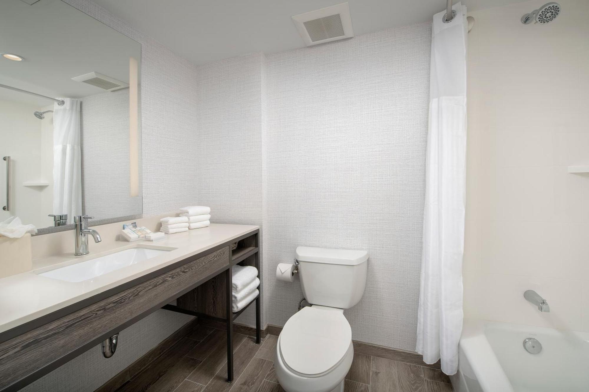 Hilton Garden Inn Miami Brickell South Dış mekan fotoğraf